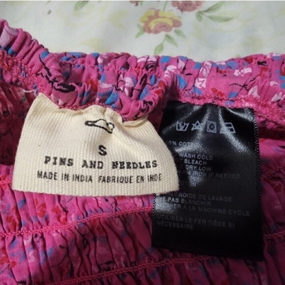 Women's romper size small pink - Picture 6 of 9